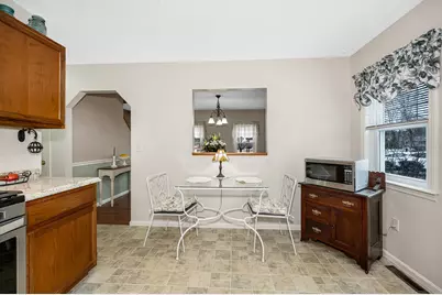 11 Linden Street, Hudson, NH 03051 - Photo 5
