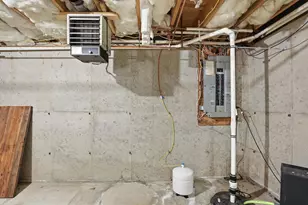 589 Tolend Rd, Dover, NH 03820 - Photo 31