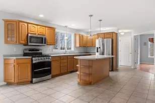 18 Koper Ln, Pelham, NH 03076 - Photo 13