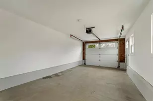 17 Winchester St, Portsmouth, NH 03801 - Photo 33