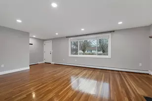 17 Winchester St, Portsmouth, NH 03801 - Photo 11