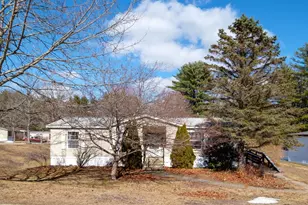 2 Sagamore Ln, Rochester, NH 03867 - Photo 5