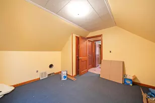 57 McPhail St, Manchester, NH 03104 - Photo 17