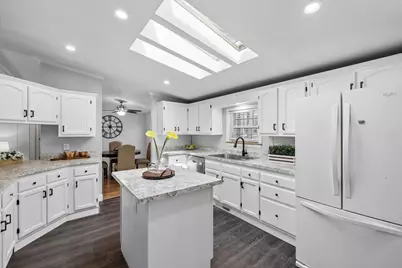 18 Stacey Drive, Hopkinton, NH 03229 - Photo 3