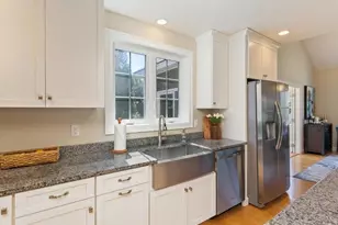 14 Tomasian Dr, Merrimack, NH 03054 - Photo 19