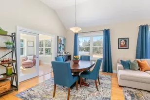 14 Tomasian Dr, Merrimack, NH 03054 - Photo 11