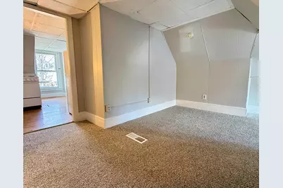 5 Griffin Street, Derry, NH 03038 - Photo 17