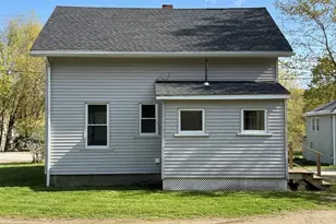 82 Howard St, Winchester, NH 03470 - Photo 3