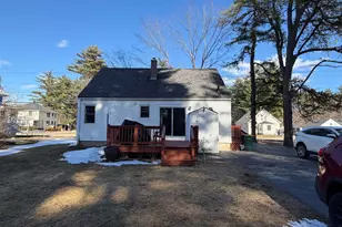 86 Chestnut Hill Rd, Rochester, NH 03867 - Photo 3