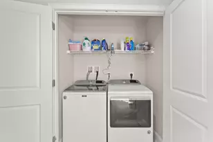 14 Manor Dr, Hooksett, NH 03106 - Photo 33