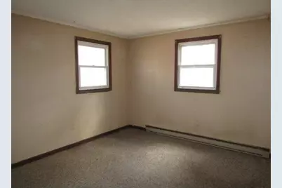 11 Bartlett Road, Derry, NH 03038 - Photo 9