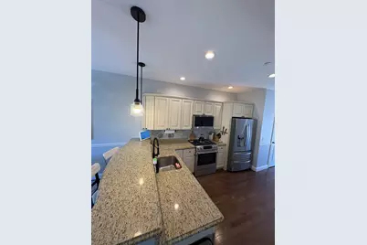 109 Woodview Way, Manchester, NH 03102 - Photo 9