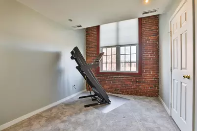 471 Silver Street #403, Manchester, NH 03103 - Photo 9