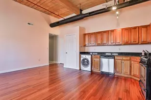 471 Silver St, Manchester, NH 03103 - Photo 7