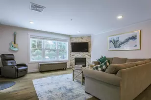 2075 Lafayette Rd, Portsmouth, NH 03801 - Photo 9