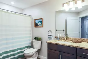 2075 Lafayette Rd, Portsmouth, NH 03801 - Photo 21