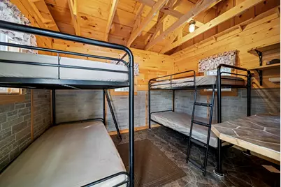 647 Cross Country Road, Pembroke, NH 03275 - Photo 13