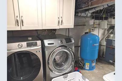 42 Celeste Street, Manchester, NH 03103 - Photo 33