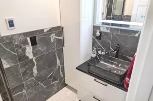 42 Celeste St, Manchester, NH 03103 - Photo 17