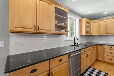 2 Hall Avenue, Salem, NH 03079 - Photo 17