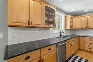 2 Hall Ave, Salem, NH 03079 - Photo 17