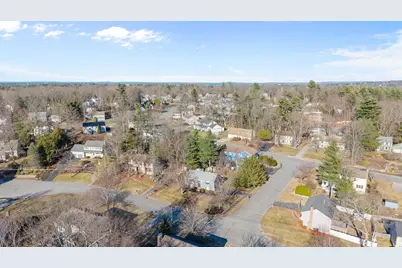 27 Hyacinth Drive, Nashua, NH 03062 - Photo 31