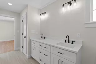 96 Shadow Lake Rd, Salem, NH 03079 - Photo 27