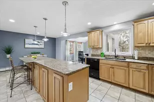 47 Stowell Rd, Bedford, NH 03110 - Photo 7