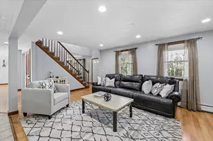 47 Stowell Rd, Bedford, NH 03110 - Photo 5