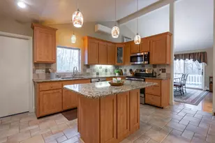 65 Bloody Brook Rd, Hampstead, NH 03841 - Photo 11