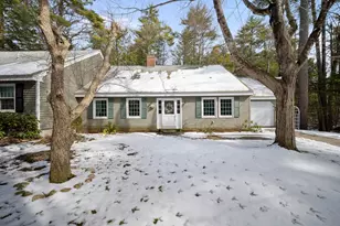 12 Laurel Cir, Wolfeboro, NH 03894 - Photo 1