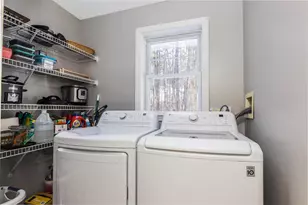 7 Blackshire Ct, Somersworth, NH 03878 - Photo 27