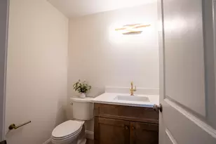 106 Lock St, Nashua, NH 03064 - Photo 11