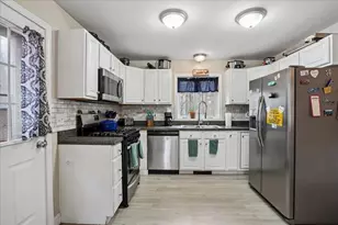 29 Sweatt St, Concord, NH 03303 - Photo 7