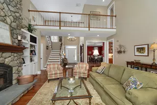 27 Abenaukee Dr, Wolfeboro, NH 03894 - Photo 3