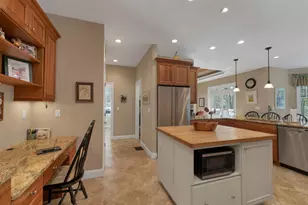 27 Abenaukee Dr, Wolfeboro, NH 03894 - Photo 27