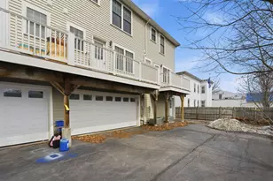 23 Krakow Ave, Manchester, NH 03103 - Photo 17