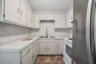 934 Main St, Laconia, NH 03246 - Photo 21