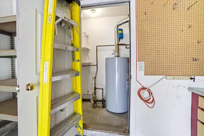 40 Walden Pond Drive, Nashua, NH 03064 - Photo 27