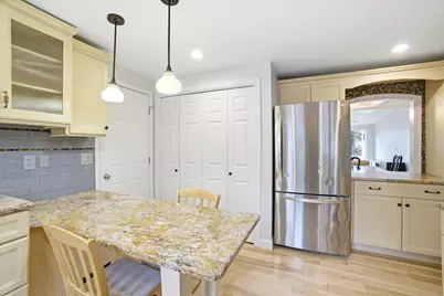 40 Walden Pond Drive, Nashua, NH 03064 - Photo 13