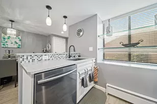 30 Spring Cove Rd, Nashua, NH 03062 - Photo 9