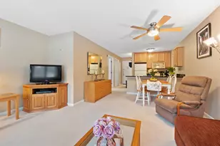 10 Lakeside W Dr, Woodstock, NH 03262 - Photo 9