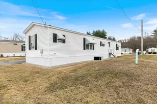 85 Caddy Dr, Salem, NH 03079 - Photo 23