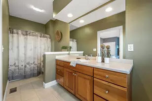 17 River Front Dr, Manchester, NH 03102 - Photo 39