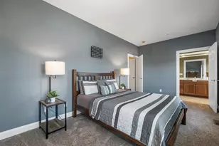 17 River Front Dr, Manchester, NH 03102 - Photo 41