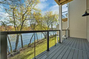 17 River Front Dr, Manchester, NH 03102 - Photo 5
