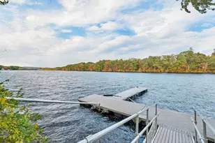 17 River Front Dr, Manchester, NH 03102 - Photo 3