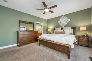 17 River Front Dr, Manchester, NH 03102 - Photo 35
