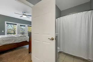 17 River Front Dr, Manchester, NH 03102 - Photo 43