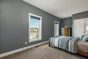 17 River Front Dr, Manchester, NH 03102 - Photo 37